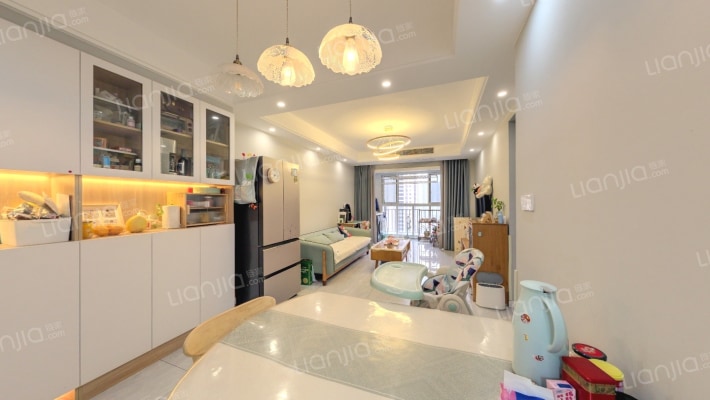 金科世界城C区二手房实景图