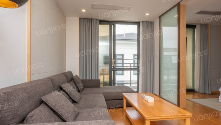 鲁能美丽三区A区二手房实景图