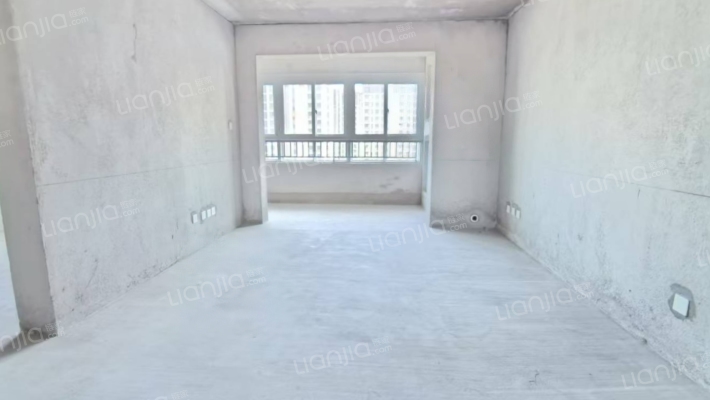 瑞丽玖珑府二手房实景图