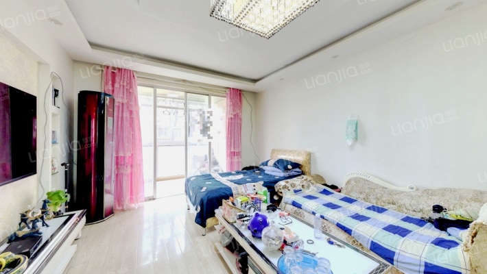 兰溪路221弄二手房实景图