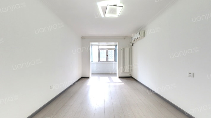 宋庄路甲12号院二手房实景图