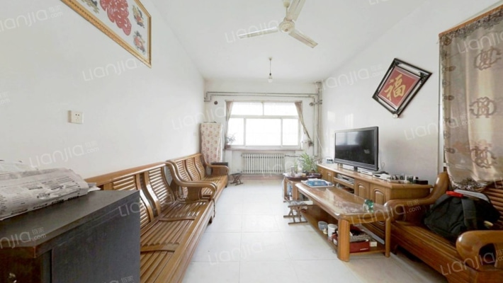 温泉小区二手房实景图