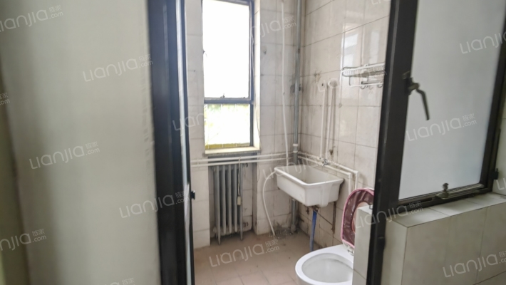 建厂局单位家属院环境好 户型好 生活成本低 税低-卫生间