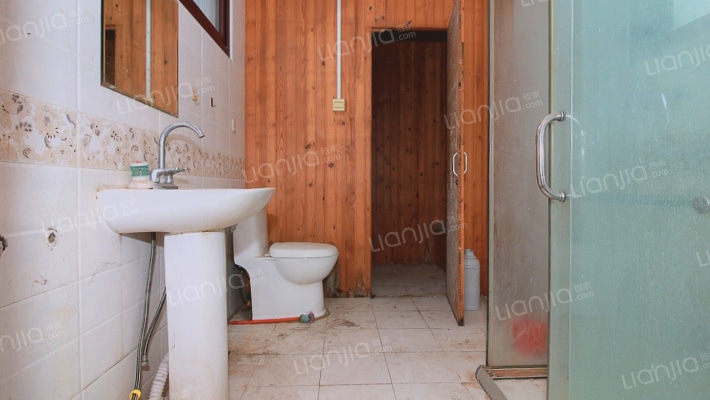 市区 竹语堂 70年产权 双拼别墅 地上三层急售-卫生间A