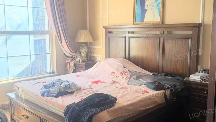 70年大产权，房证满二，次新房，通勤北京，交通方便。-卧室A