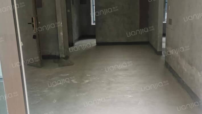 财信九悦府二手房实景图