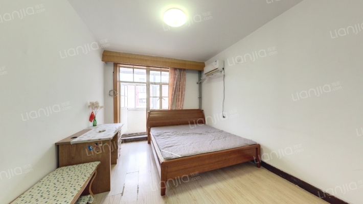 唐山市政楼二手房实景图