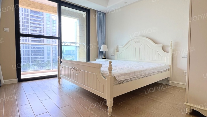 绿城蓝湾小镇·海棠苑二手房实景图