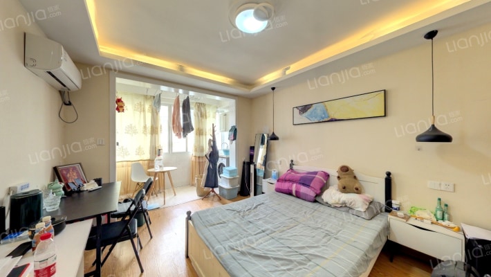 信余里二手房实景图