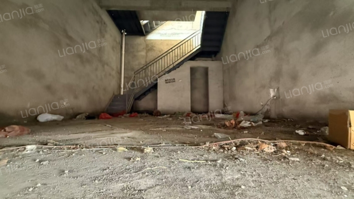 上饶彩诚工业物流园二手房实景图