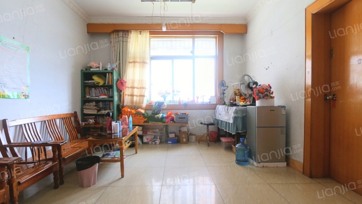 建行家属楼二手房实景图