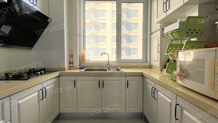 名流美域  南北三居  满二  精装修-厨房