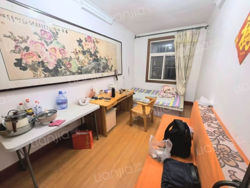 合租·四机宿舍 3居室 北卧