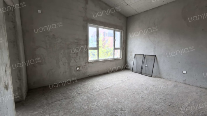 京都颐和城园区牛津小镇联排别墅区295大平米-卧室C