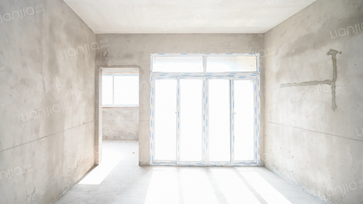 新京岸上蓝山二手房实景图