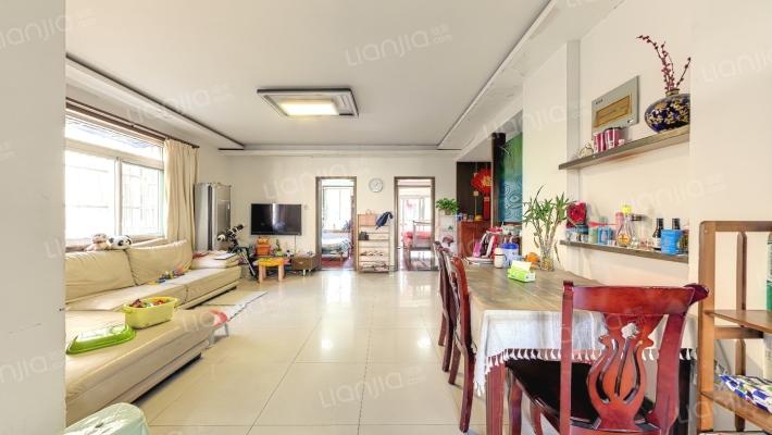 橘郡万绿园二手房实景图