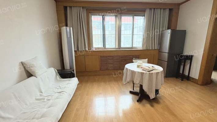 沐泗奎园生活区二手房实景图