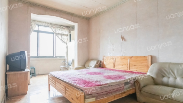 人民中路三段14号院二手房实景图