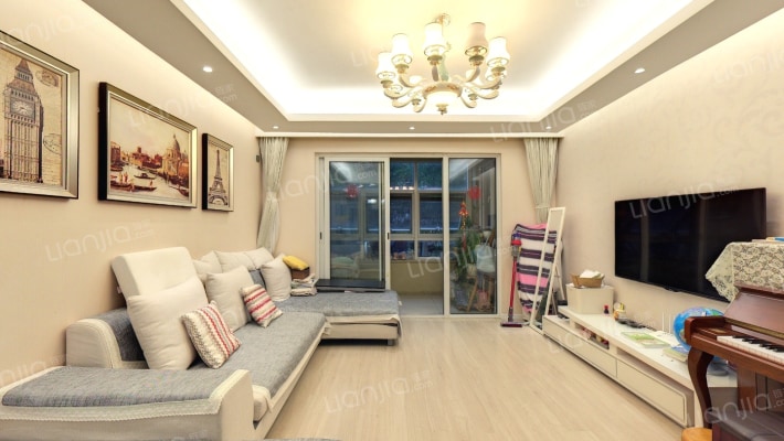 中新翠湖二手房实景图