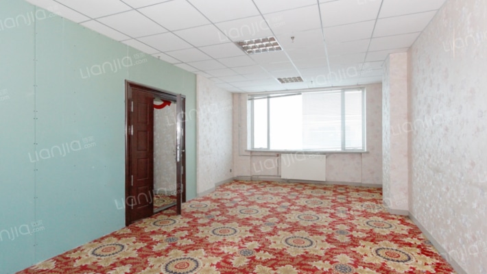 新东亚财富中心二手房实景图