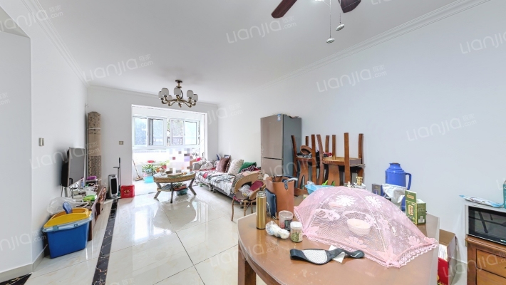 金地芳草地二手房实景图