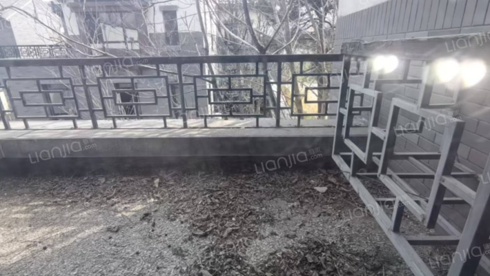 京都颐和城 4室2厅 南 北-露台