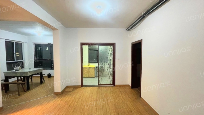 紫荆樾府二手房实景图