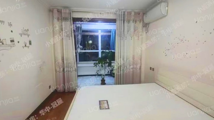 水岸花城 3室2厅 南 北-卧室A