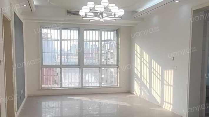 八里东城名苑二手房实景图