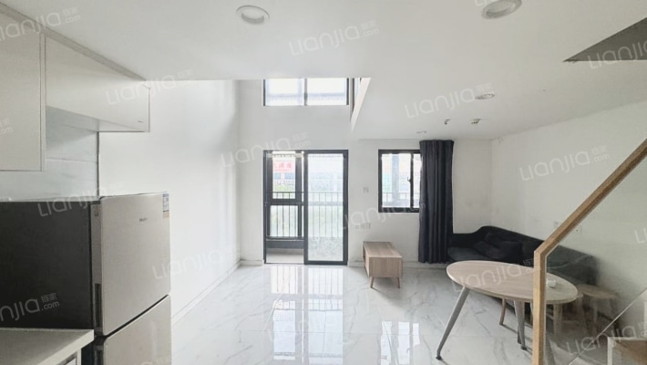 碧桂园壹中心二手房实景图