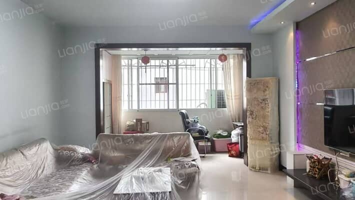 雅堤水岸二手房实景图