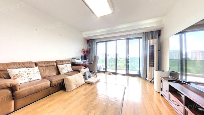 东湖大郡一期西区二手房实景图