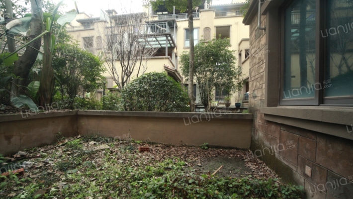 金科城61区 看江户型  带车位  业主 安心卖 视野好-花园