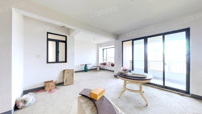 汇金国际二手房实景图