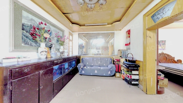 东台镇宿舍楼二手房实景图