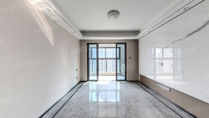 世茂璀璨万镜二手房实景图