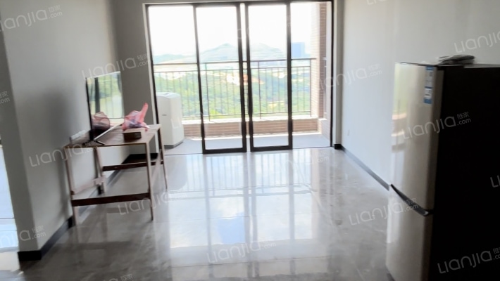 勤天熹乐谷二手房实景图