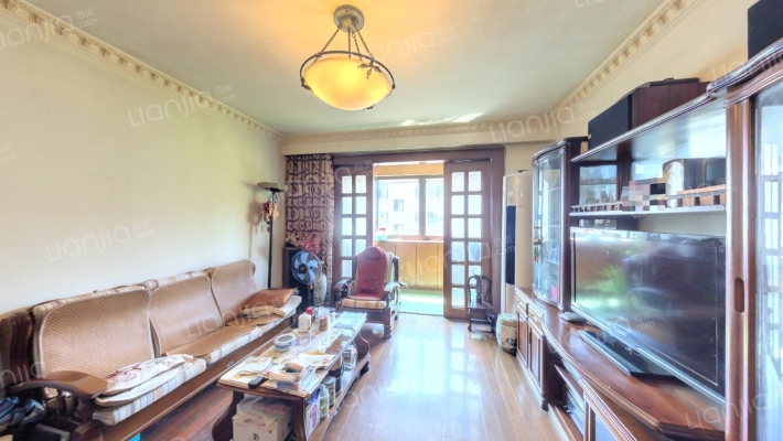 百富达公寓二手房实景图