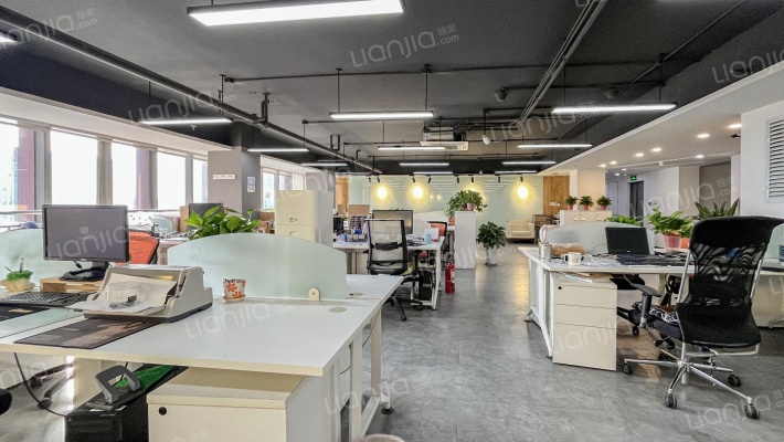 泰华金贸国际二手房实景图