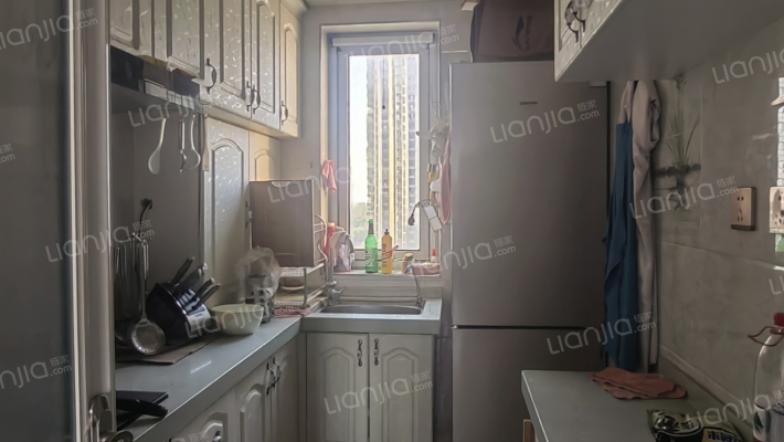 房本满二年，出门就是838公交车到北京六里桥 自住装修-厨房