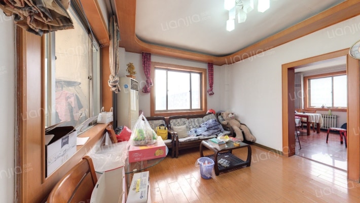 火炬路管委会家属院二手房实景图