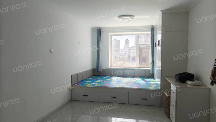 建设者公寓二手房实景图