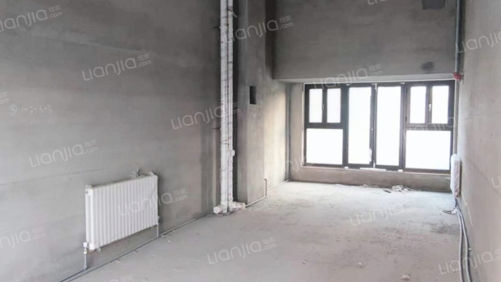 亿达春田石榴街二手房实景图