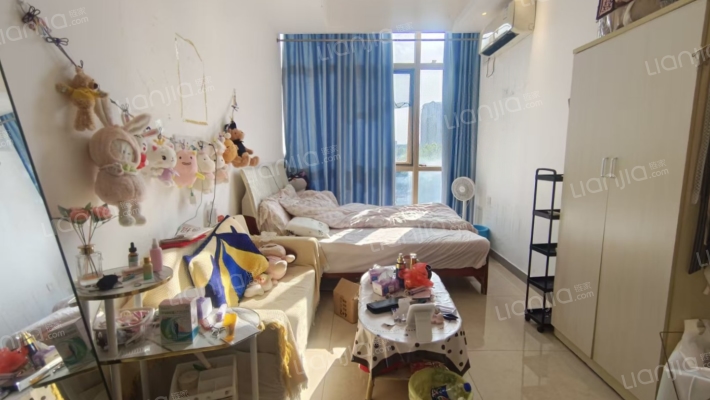 新地广场二手房实景图