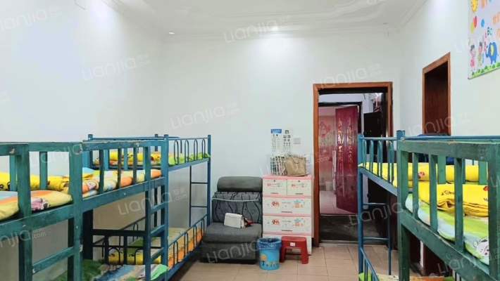 桥西原百货大楼家属楼二手房实景图