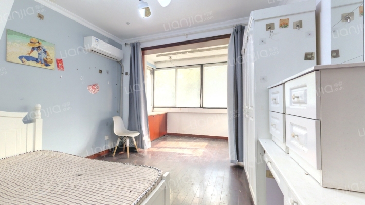 逸兴苑二手房实景图