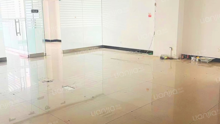 国际商务中心二手房实景图