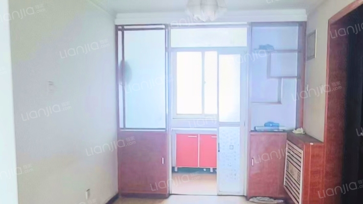 南北大两居， 小区安静又安全、电梯洋房-餐厅