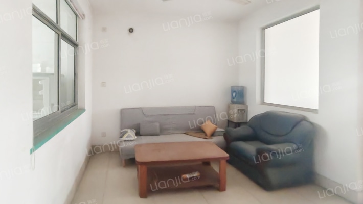 中阳东城花园二手房实景图