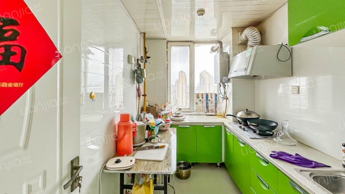 喀什路电梯精装修单身公寓  可直接拎包入住 产证齐全-厨房